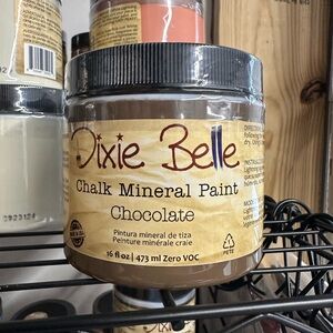 Dixie Belle -Chocolate- Chalk Mineral Paint